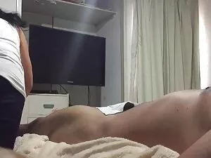 Maya regarder un fil ...